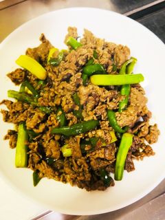 牛肉とアスパラのオイスターソース炒め-レシピのメイン写真