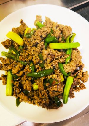 牛肉とアスパラのオイスターソース炒め-レシピのメイン写真