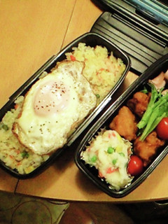 ピラフ、鶏唐揚げ弁当-レシピのメイン写真