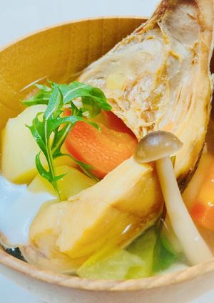 鮭のオハウ(三平汁) 味付け塩のみ♪-レシピのメイン写真