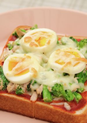 菜の花とツナマヨのピザ風トースト-レシピのメイン写真