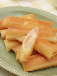 フライパンで簡単☆うどのハムチーズ春巻き-レシピのメイン写真