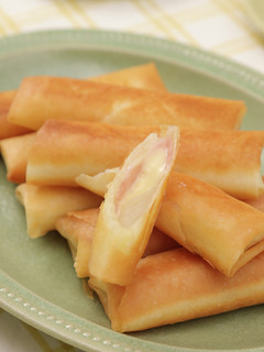 フライパンで簡単☆うどのハムチーズ春巻き-レシピのメイン写真