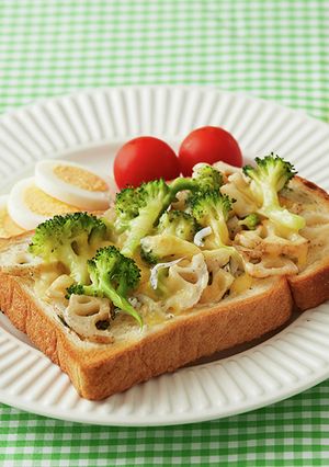 野菜たっぷり！しらすチーズトースト-レシピのメイン写真