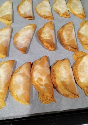 餃子の皮 チーズ焼き-レシピのメイン写真