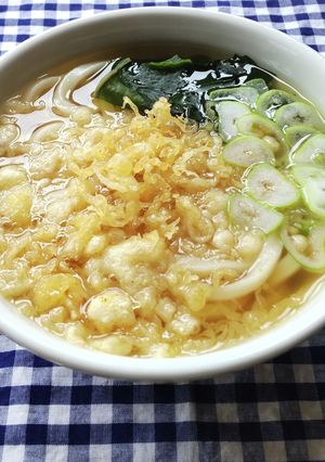 手作り揚げ玉のたぬきうどん♪-レシピのメイン写真