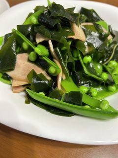 スナップえんどうとわかめの炒め物-レシピのメイン写真