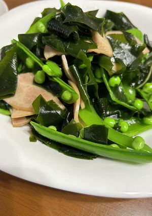 スナップえんどうとわかめの炒め物-レシピのメイン写真