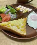 コーンマヨトースト　コーンパン