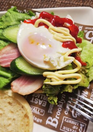 朝食に!鴨ときゅうりアボカド卵マフィン-レシピのメイン写真