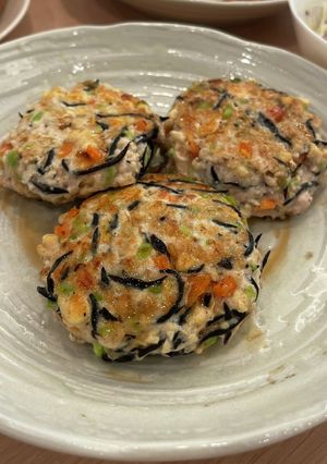 栄養満点！ひじきと豆腐の和風ハンバーグ-レシピのメイン写真