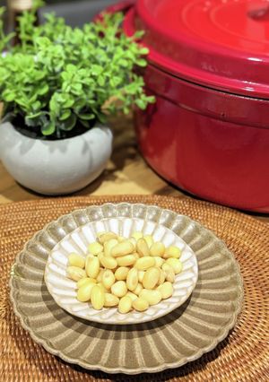 staub鍋で作る　蒸し大豆-レシピのメイン写真