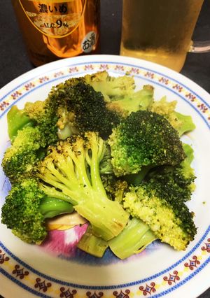 冷凍ブロッコリーの酒蒸し焼き-レシピのメイン写真
