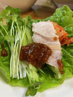 パパ茹で豚のサンチュ巻き-レシピのメイン写真