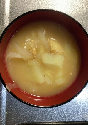 じゃがいもの味噌汁-レシピのメイン写真