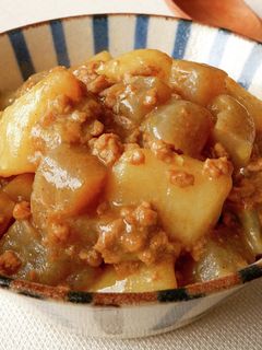 じゃが芋とこんにゃくのカレー風味煮転がし-レシピのメイン写真