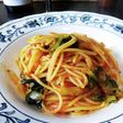 青菜と菊芋のトマトソースパスタ