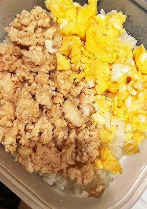 レンジでズボラ鶏そぼろ丼-レシピのメイン写真