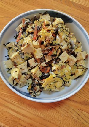 豆腐とひじき煮物の卵とじ-レシピのメイン写真