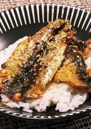 甘辛でウマっ！いわしのかば焼き丼-レシピのメイン写真