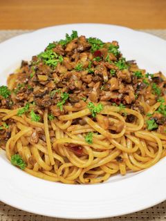舞茸とブラックオリーブのパスタ-レシピのメイン写真