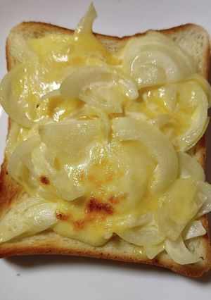 ヨウサマの減塩セブン·オニオン風食パン-レシピのメイン写真