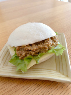 ぶっかけ肉で*ふわふわカレーまん-レシピのメイン写真