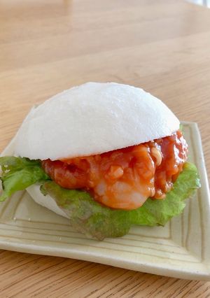ピリ辛で美味☆エビチリまん-レシピのメイン写真