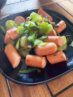 ソーセージと小松菜の炒め物-レシピのメイン写真
