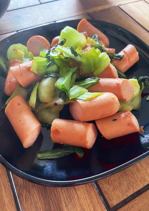 ソーセージと小松菜の炒め物-レシピのメイン写真