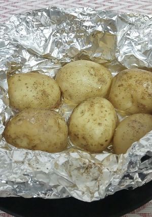 アルミで簡単！新ジャガのバター蒸し焼き-レシピのメイン写真