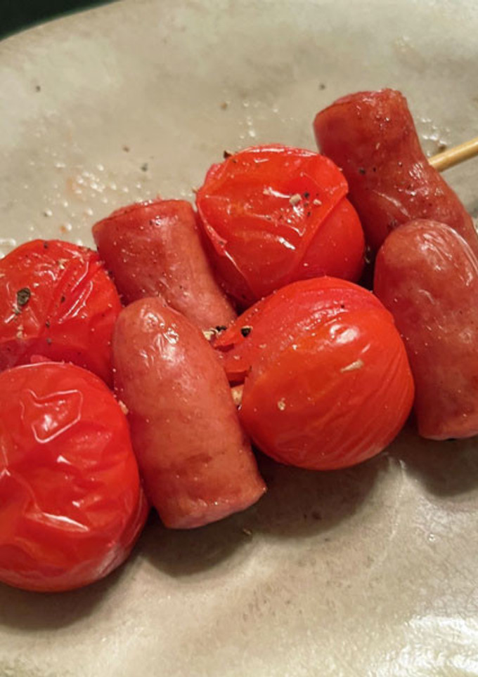 簡単トマトとウインナーソーセージの串焼き-レシピのメイン写真