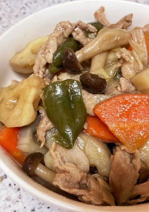 豚肉とシャキシャキれんこん野菜炒め-レシピのメイン写真