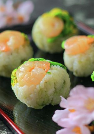 簡単♪ひな祭り♪エビと菜の花の手まり寿司-レシピのメイン写真