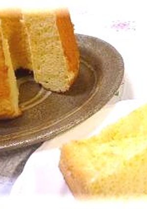 ホワイトチョコのシフォンケーキ-レシピのメイン写真