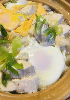 鍋の素活用●鶏肉&きのこのおとしたまご鍋-レシピのメイン写真