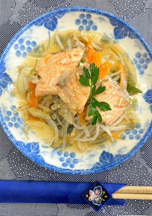 生鮭とカット野菜のワイン蒸し-レシピのメイン写真