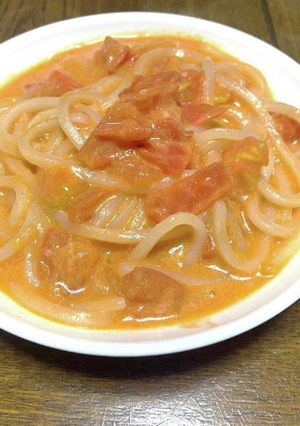 トマトたっぷりクリームうどん-レシピのメイン写真