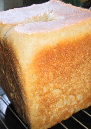 自家製酵母ライ麦食パン-レシピのメイン写真