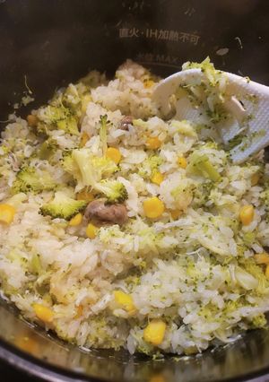 ブロッコリーとじゃこの炊き込みご飯-レシピのメイン写真