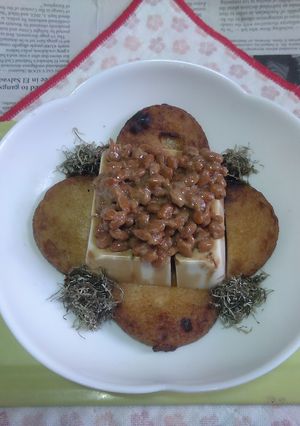 別寅の平天＋納豆載せ冷奴のタパス-レシピのメイン写真