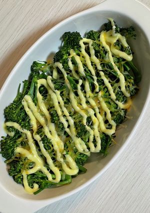 焼きブロッコリーのマヨチーズかけ　簡単-レシピのメイン写真
