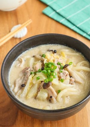 コク旨♡豚肉と白菜の豆乳味噌うどん-レシピのメイン写真