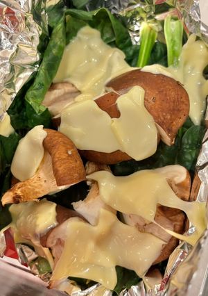 葉野菜ときのことチーズのアルミ焼き-レシピのメイン写真