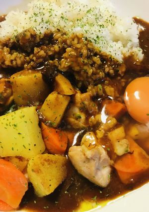 レトルト●鶏肉と人参&馬鈴薯の卵カレー-レシピのメイン写真