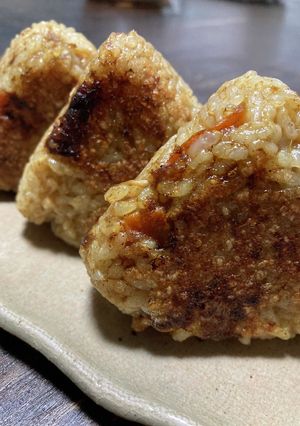 カレー無駄なく焼きおにぎり-レシピのメイン写真