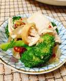 ブロッコリーとスモークチキンのペペロン