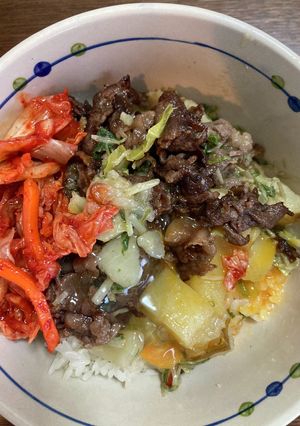 水菜とじゃがいも、キムチの牛丼　50-レシピのメイン写真