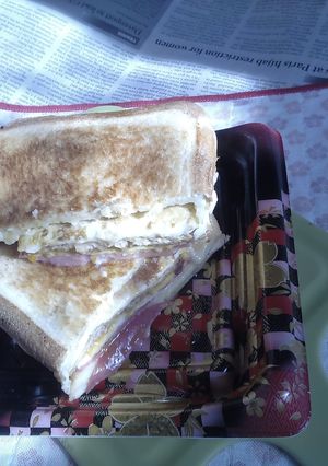 きつね玉子焼きビアソチーズのホットサンド-レシピのメイン写真