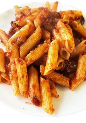煮込みハンバーグリメイク☆ピリ辛ペンネ-レシピのメイン写真